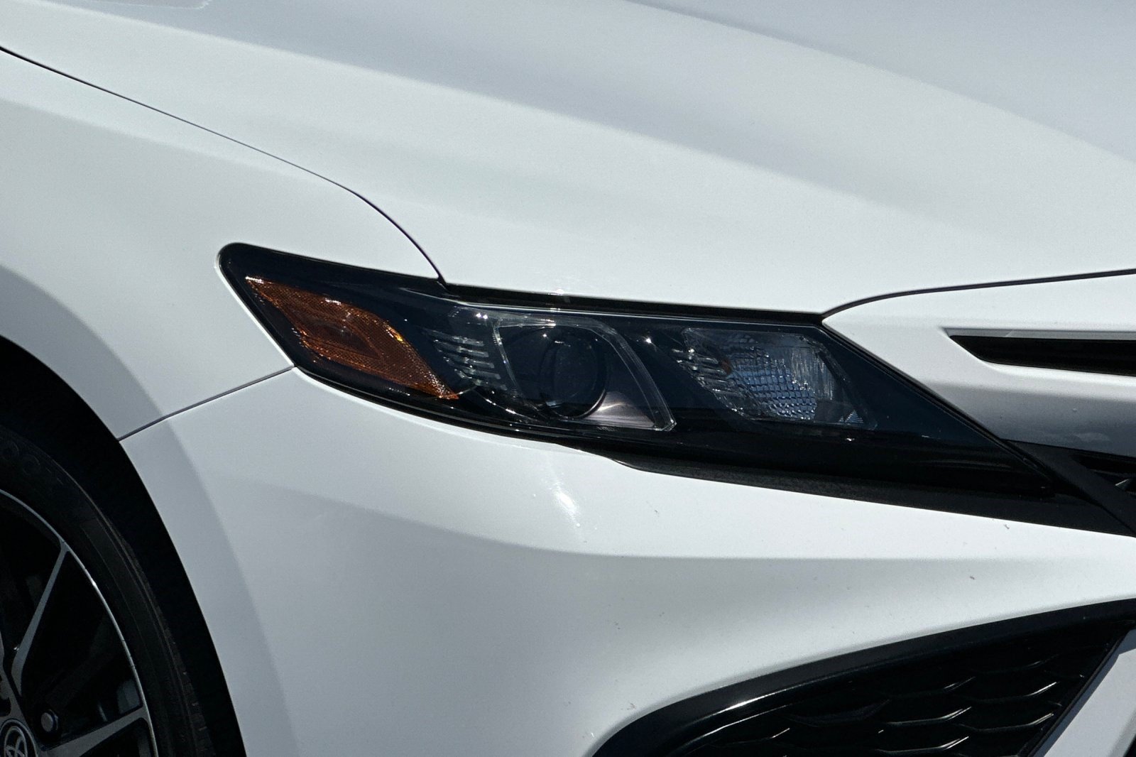 Used 2023 Toyota Camry SE FWD image 11