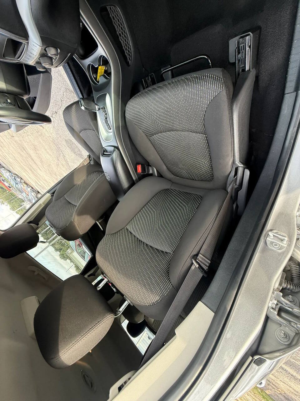 Used 2020 Dodge Journey SE w/ SE Popular Equipment Group FWD image 16