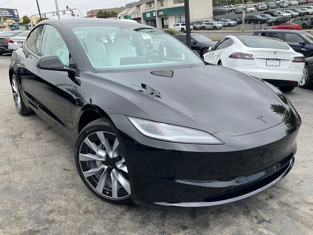 Used 2026 Tesla Model 3 RWD image 1