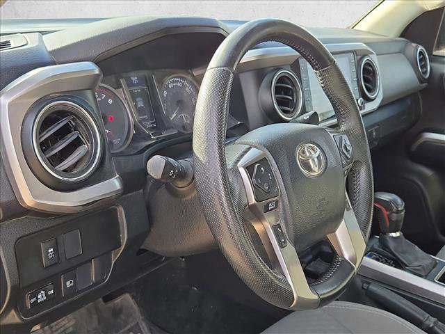 Used 2022 Toyota Tacoma SR5 w/ Technology Package image 9