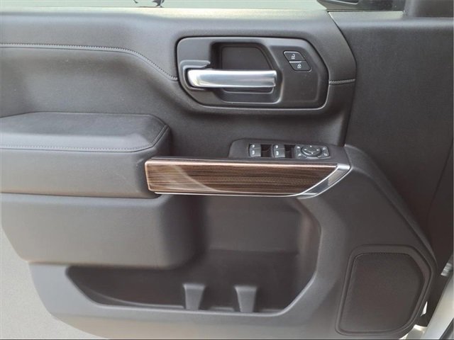 Used 2020 Chevrolet Silverado 2500 LT w/ Fleet Comfort Package image 11