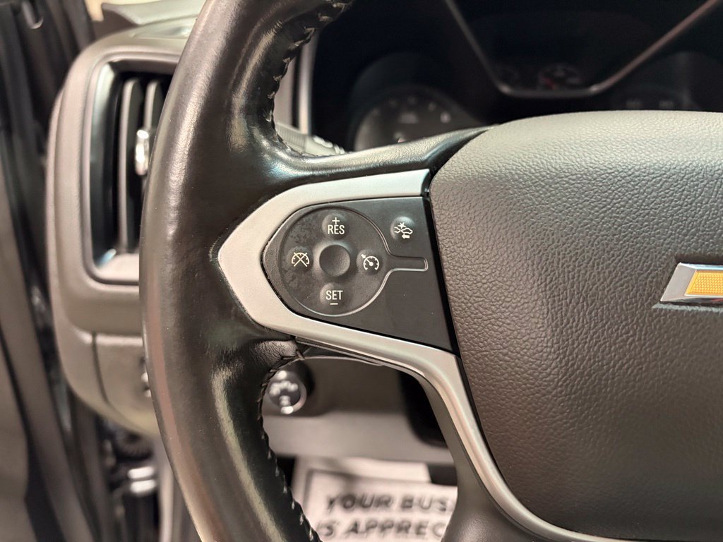 Used 2018 Chevrolet Colorado LT w/ LT Convenience Package AWD/4WD image 11