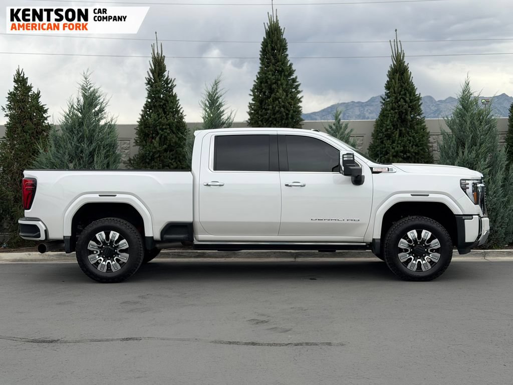 Used 2025 GMC Sierra 3500 Denali w/ Denali Reserve Package AWD/4WD image 9