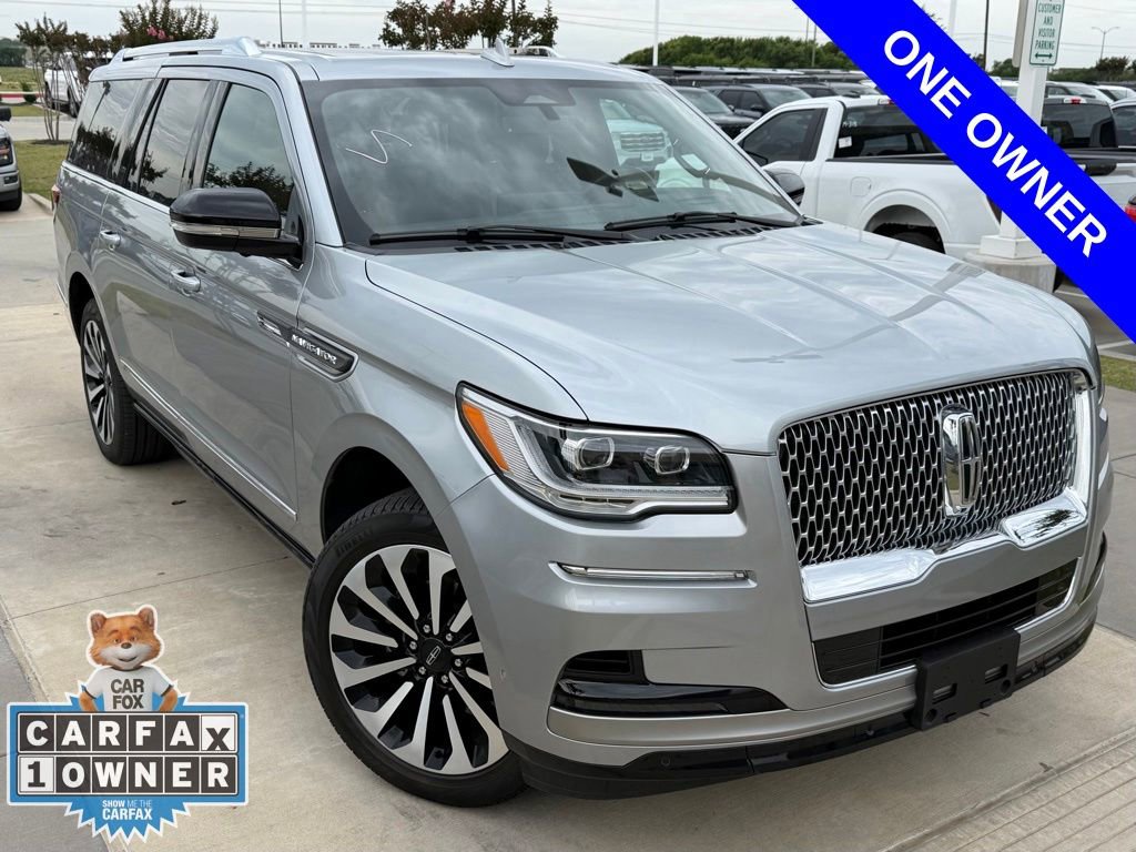 Used 2024 Lincoln Navigator L Reserve AWD/4WD image 4