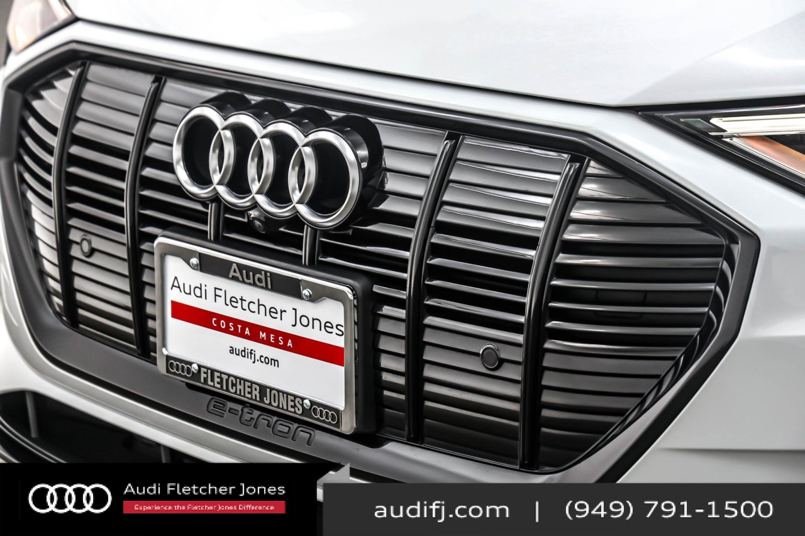 Used 2022 Audi e-tron Premium w/ Convenience Plus Package image 13