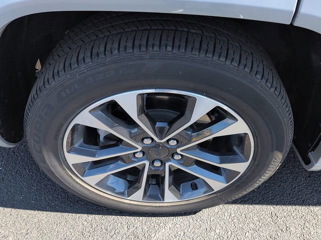Used 2022 Jeep Grand Cherokee L Overland w/ Luxury Tech Group IV AWD/4WD image 9