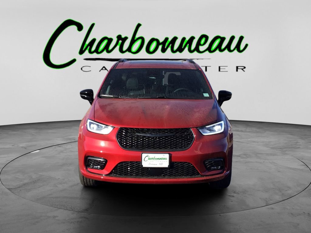 New 2026 Chrysler Pacifica Limited w/ S Appearance Package image 8