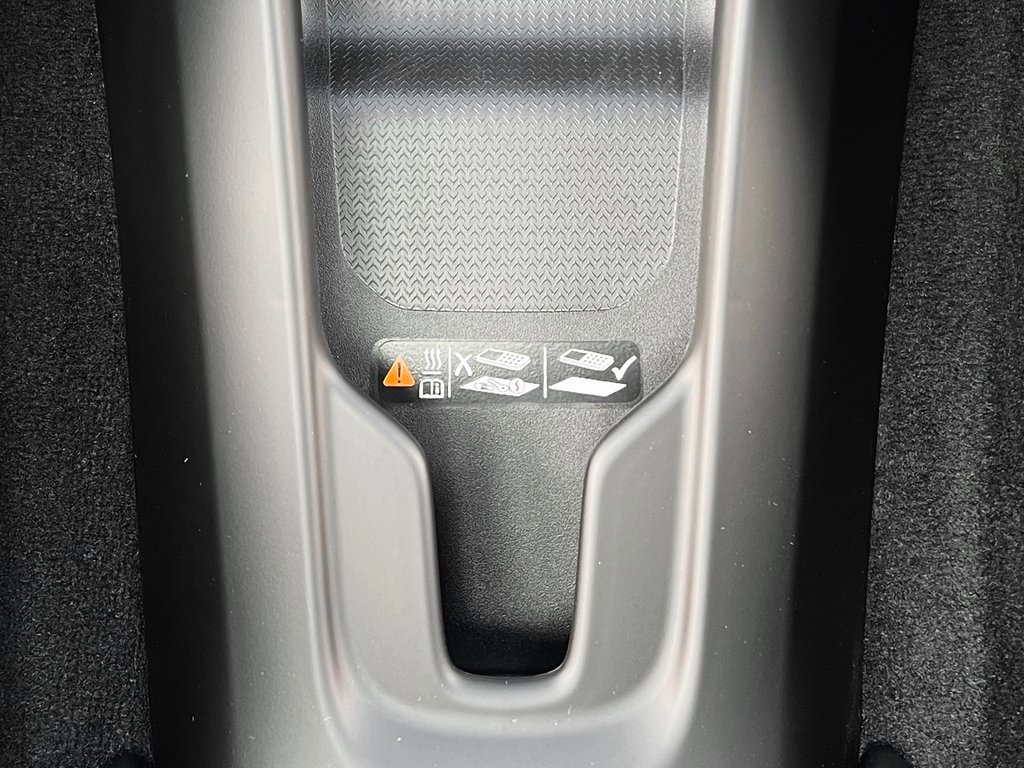 Used 2023 Chevrolet Corvette Stingray Premium Cpe w/ 3LT image 18