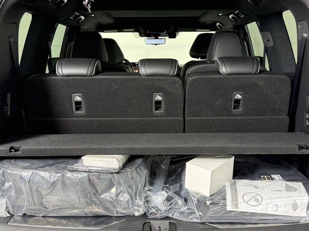 New 2026 INFINITI QX80 Autograph w/ Premium Cargo Package image 6