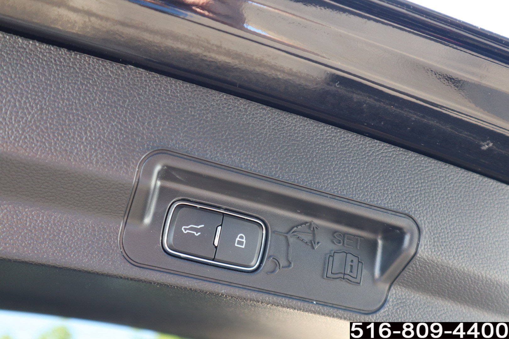 Used 2023 Ford Explorer XLT w/ Equipment Group 202A AWD/4WD image 27