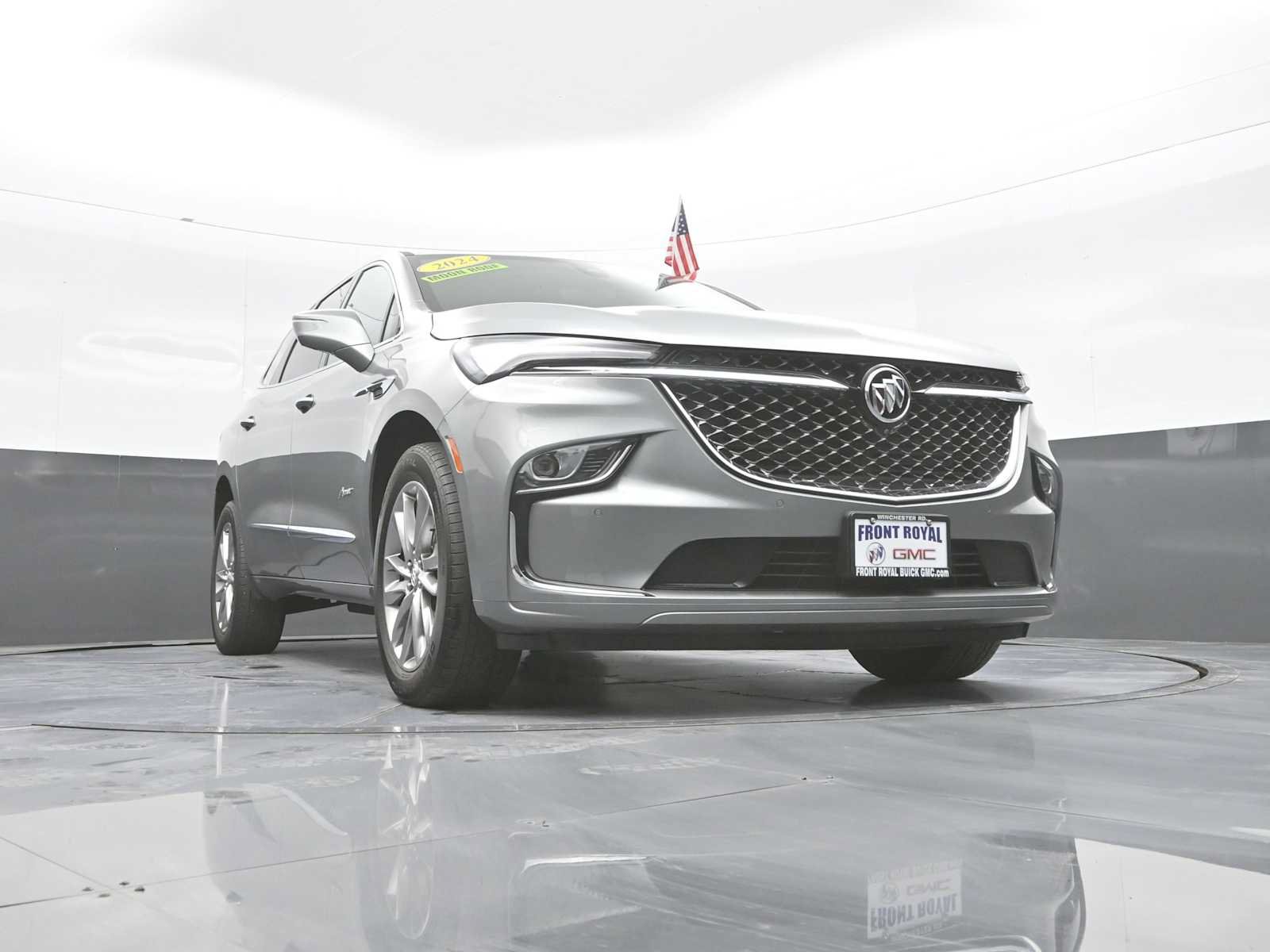 Used 2024 Buick Enclave Avenir AWD/4WD image 42