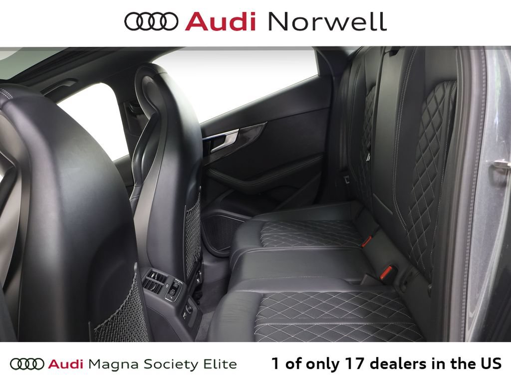 Used 2022 Audi S4 Prestige AWD/4WD image 23