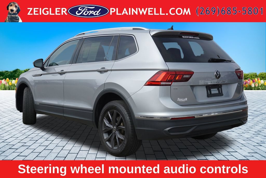 Used 2023 Volkswagen Tiguan SE AWD/4WD image 3