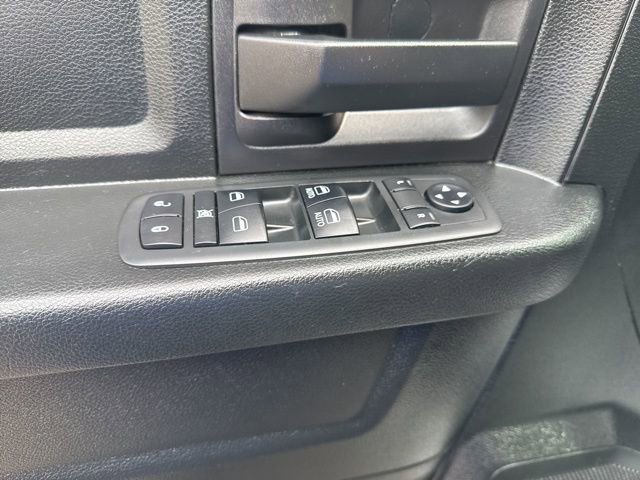 Used 2018 RAM 1500 Express w/ Express Value Package image 15