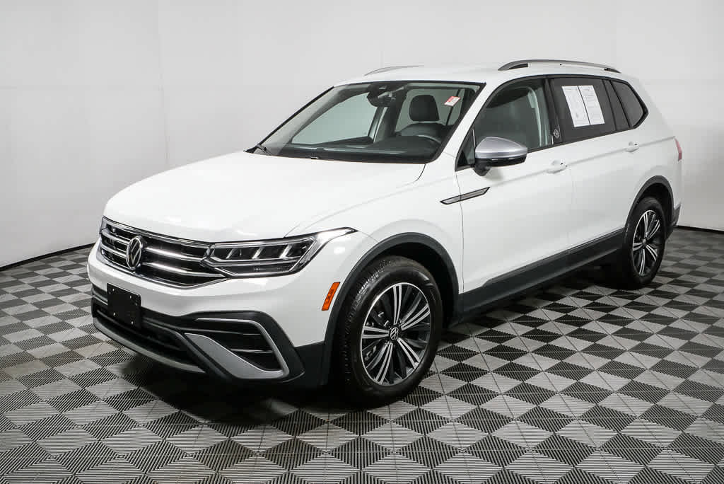 Certified 2024 Volkswagen Tiguan Wolfsburg Edition AWD/4WD image 28