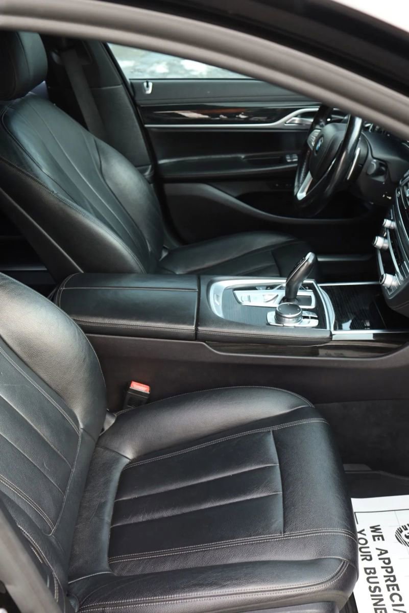 Used 2019 BMW 740i 740i Sedan 4D w/ M Sport Package image 59