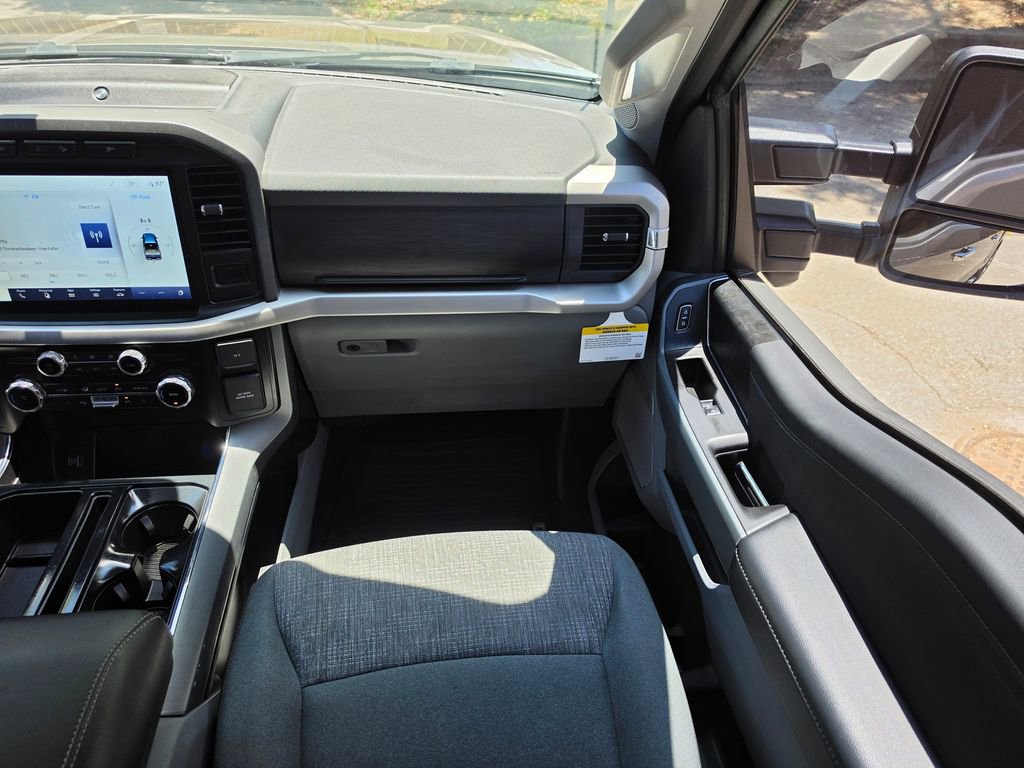 Used 2022 Ford F150 XLT w/ Equipment Group 302A High AWD/4WD image 17