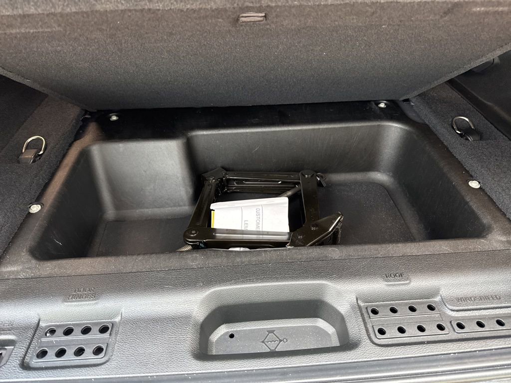 Used 2021 Jeep Wrangler Unlimited Sahara image 45