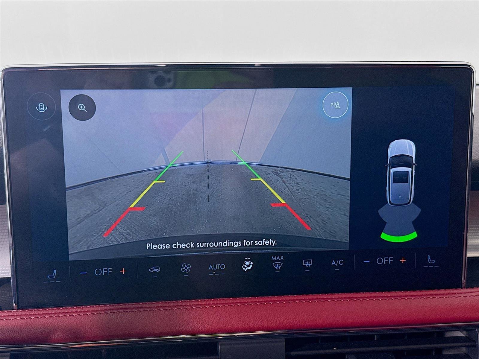 Used 2025 Lincoln Corsair Grand Touring w/ Towing Package image 10