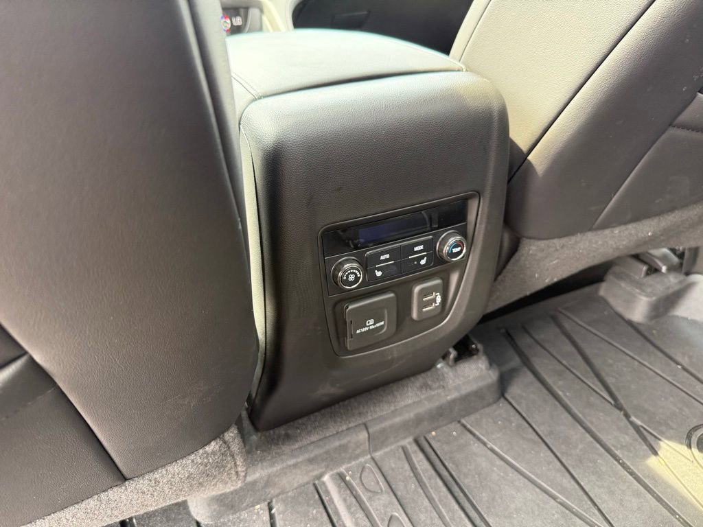Used 2021 Buick Enclave Avenir w/ Avenir Technology Package AWD/4WD image 7