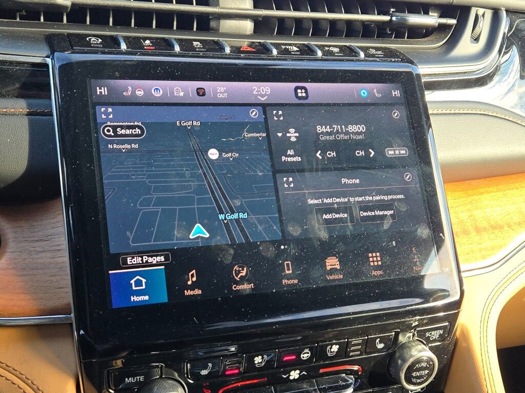 Used 2024 Jeep Grand Cherokee L Summit image 33