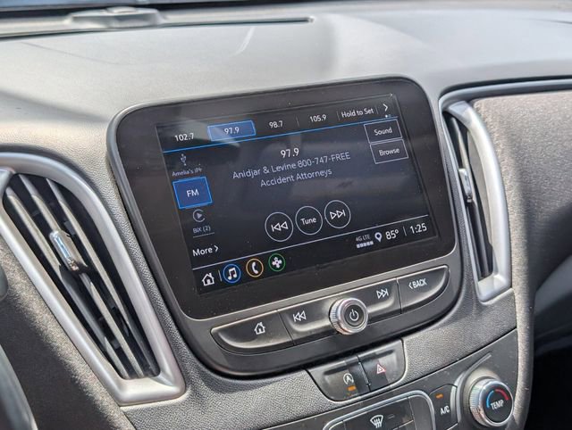 Used 2021 Chevrolet Malibu RS image 21