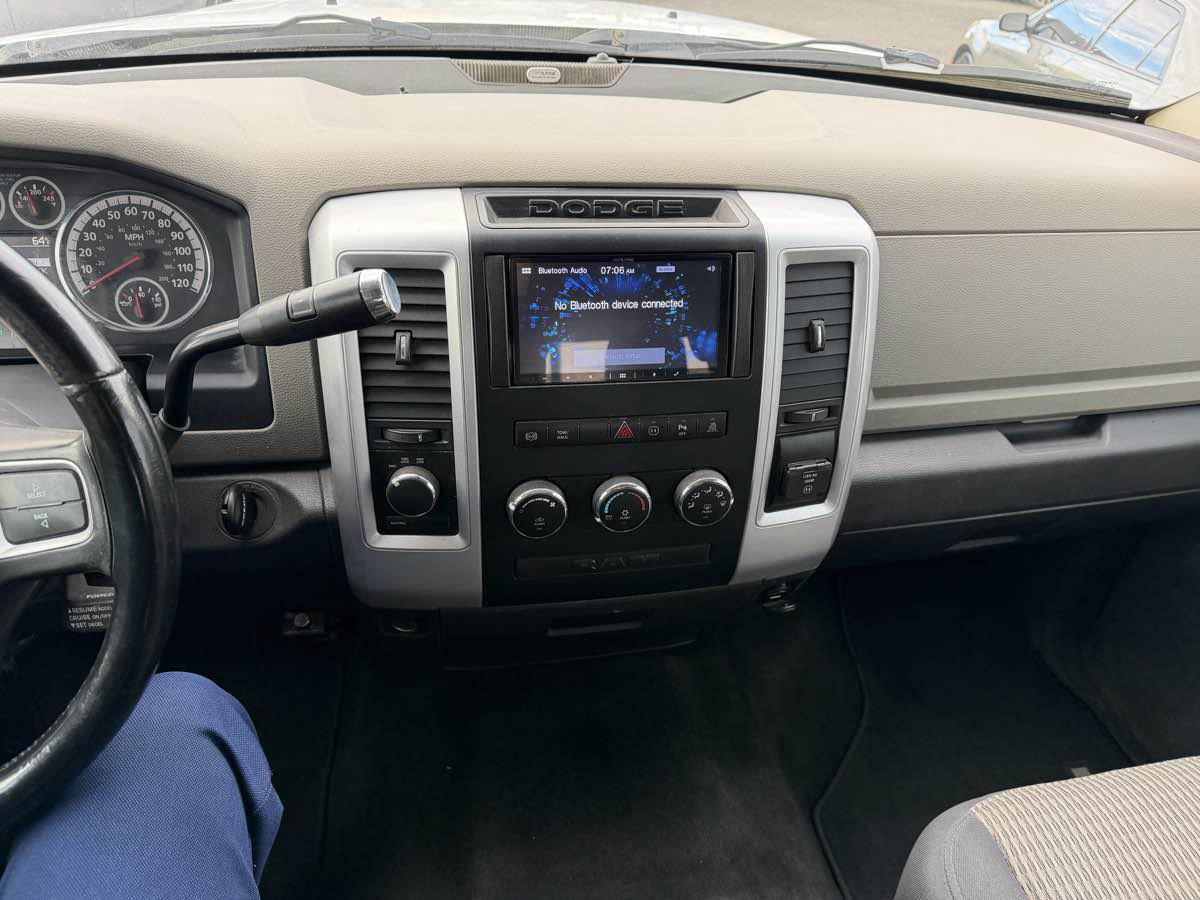 Used 2011 RAM 2500 SLT w/ SLT Plus D←cor Group AWD/4WD image 9