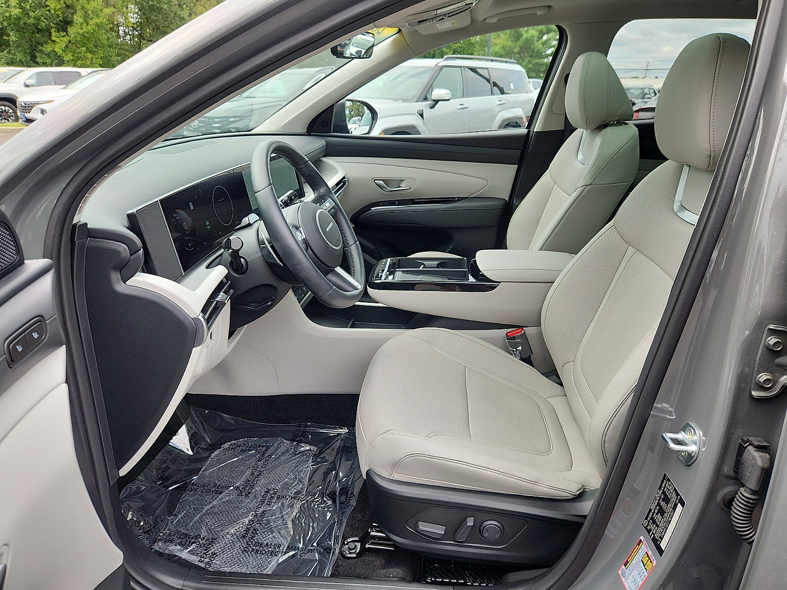 Used 2026 Hyundai Tucson Limited AWD/4WD image 15