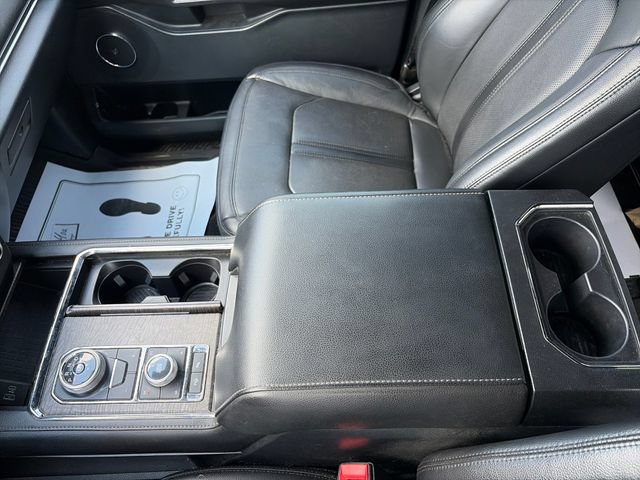 Used 2020 Ford Expedition Limited w/ Equipment Group 302A AWD/4WD image 12