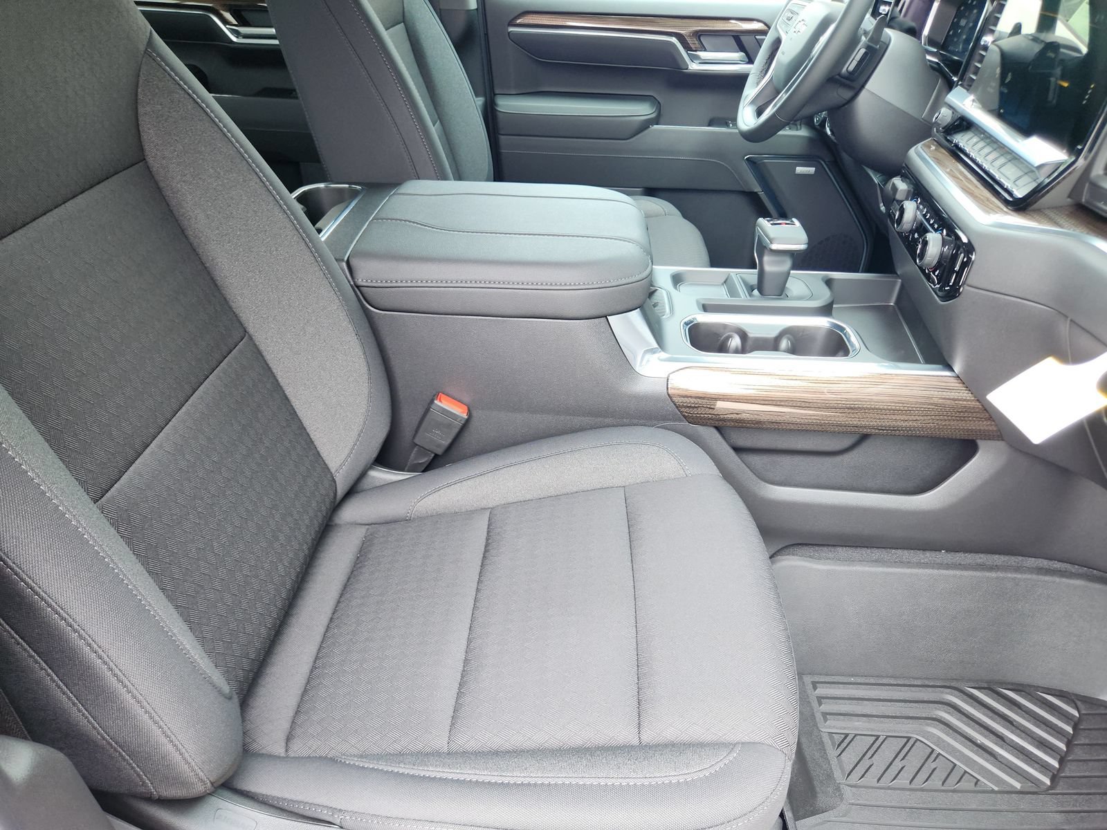 New 2026 Chevrolet Silverado 1500 LT Trail Boss w/ Convenience Package II AWD/4WD image 14