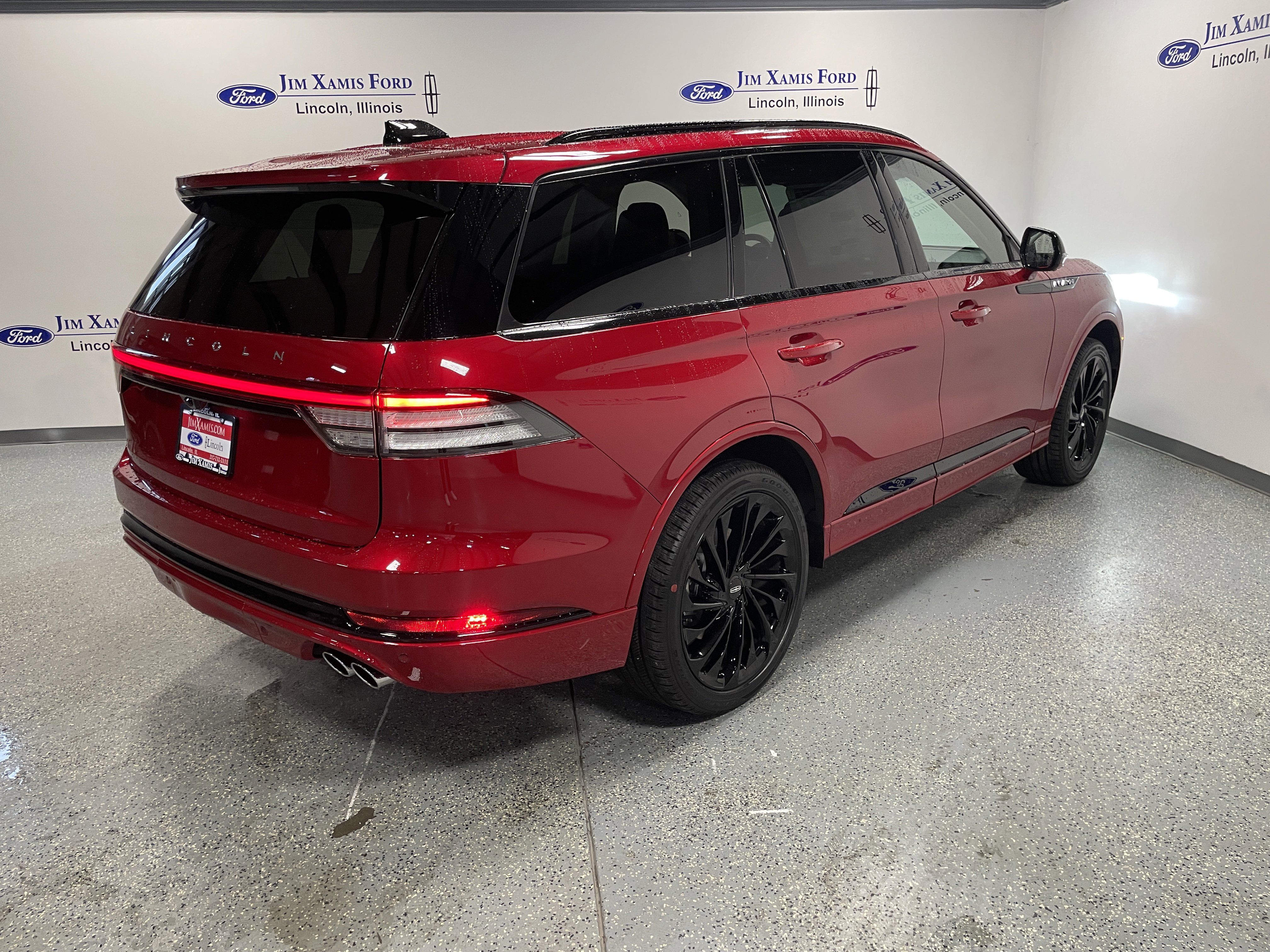 New 2025 Lincoln Aviator Reserve w/ Luxury Package image 6