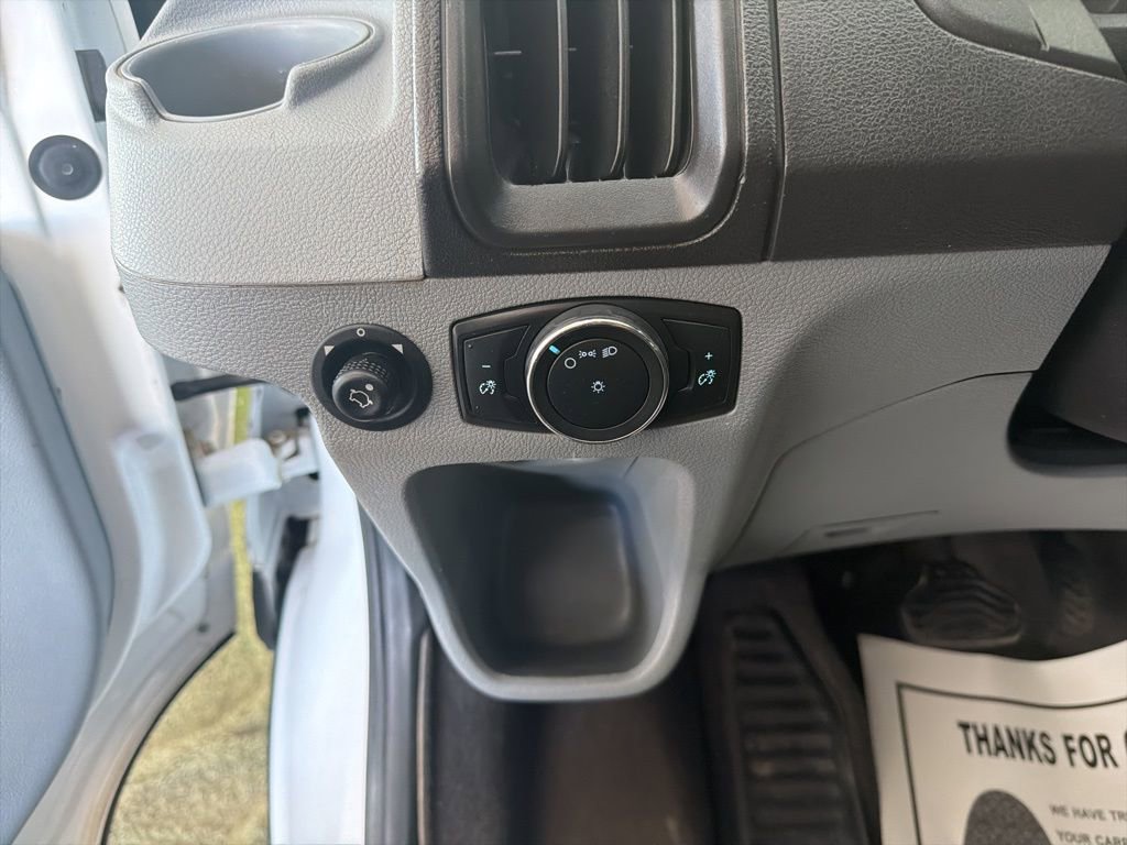 Used 2016 Ford Transit 150 XL image 18