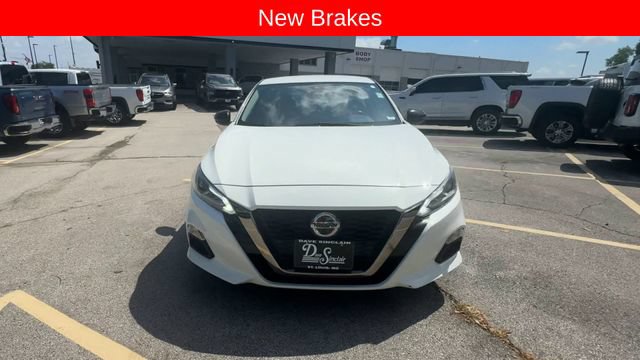 Used 2022 Nissan Altima 2.5 SR FWD image 3