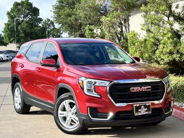 Used 2024 GMC Terrain SLE FWD image 2