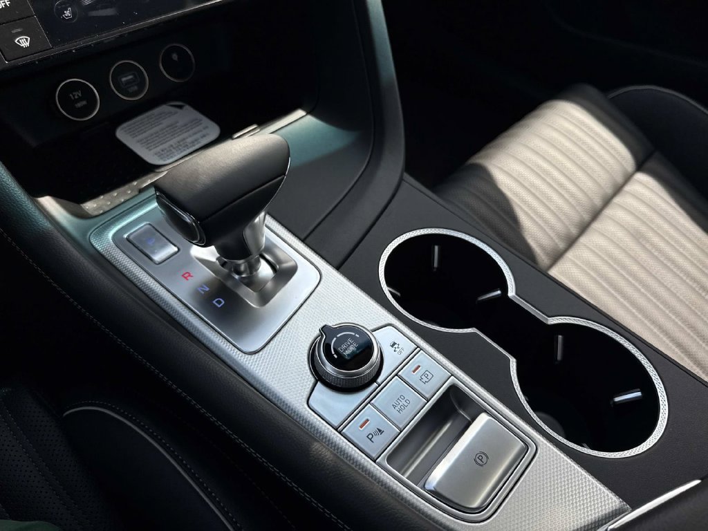 New 2026 Genesis G70 2.5T Prestige RWD image 28