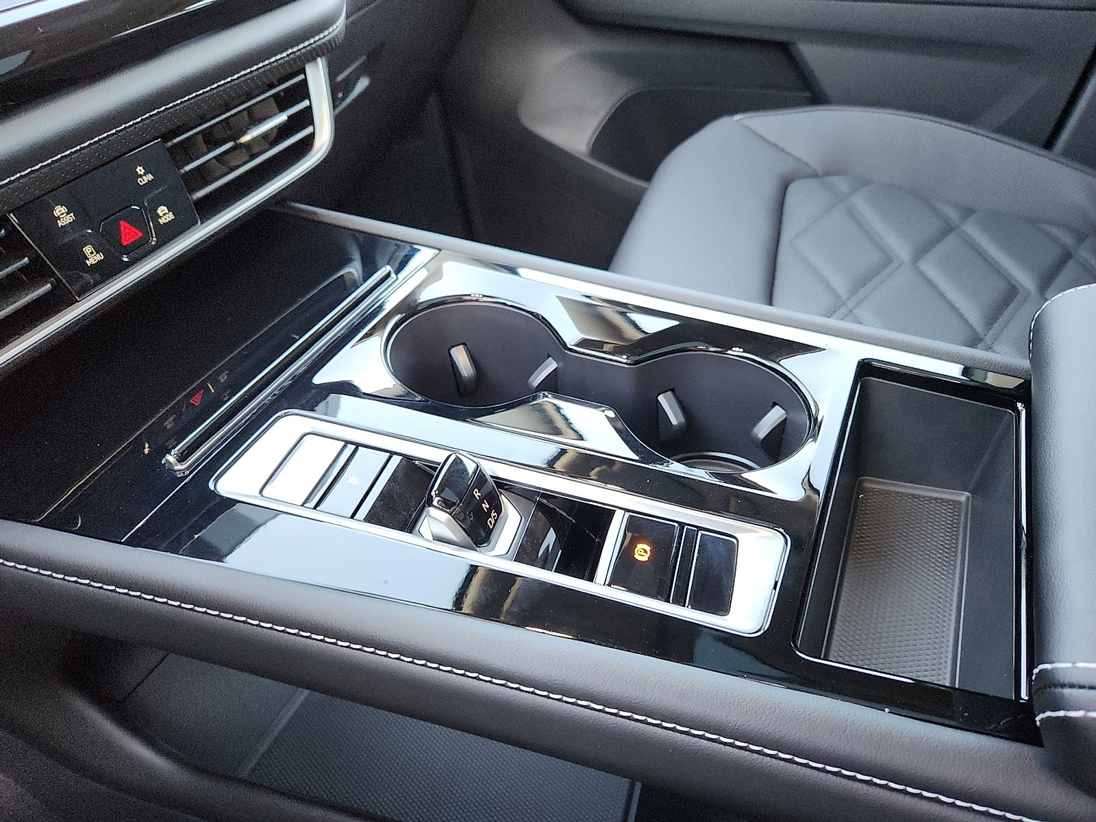 New 2026 Volkswagen Atlas SE image 20