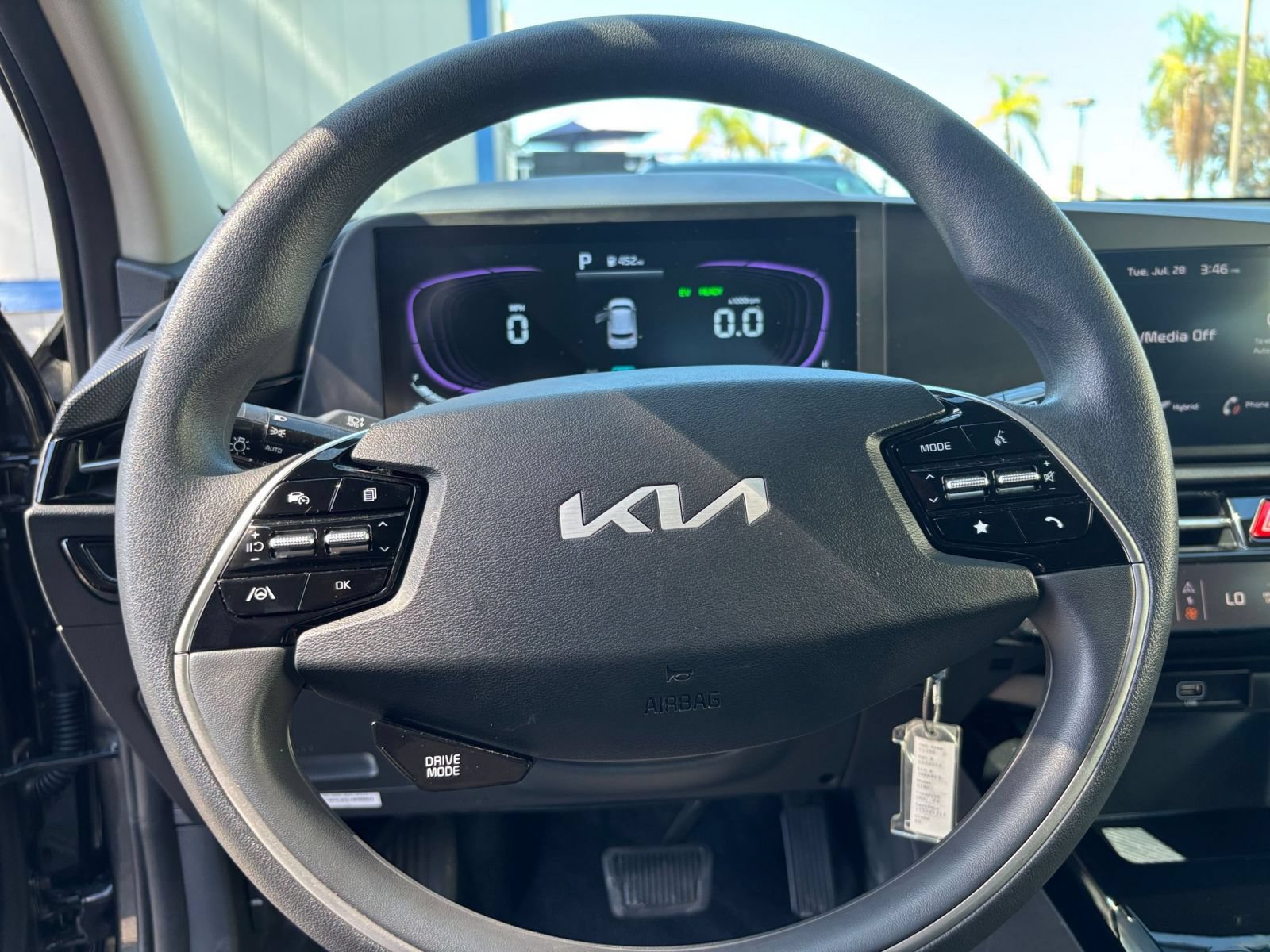 Used 2026 Kia Niro LX FWD image 25