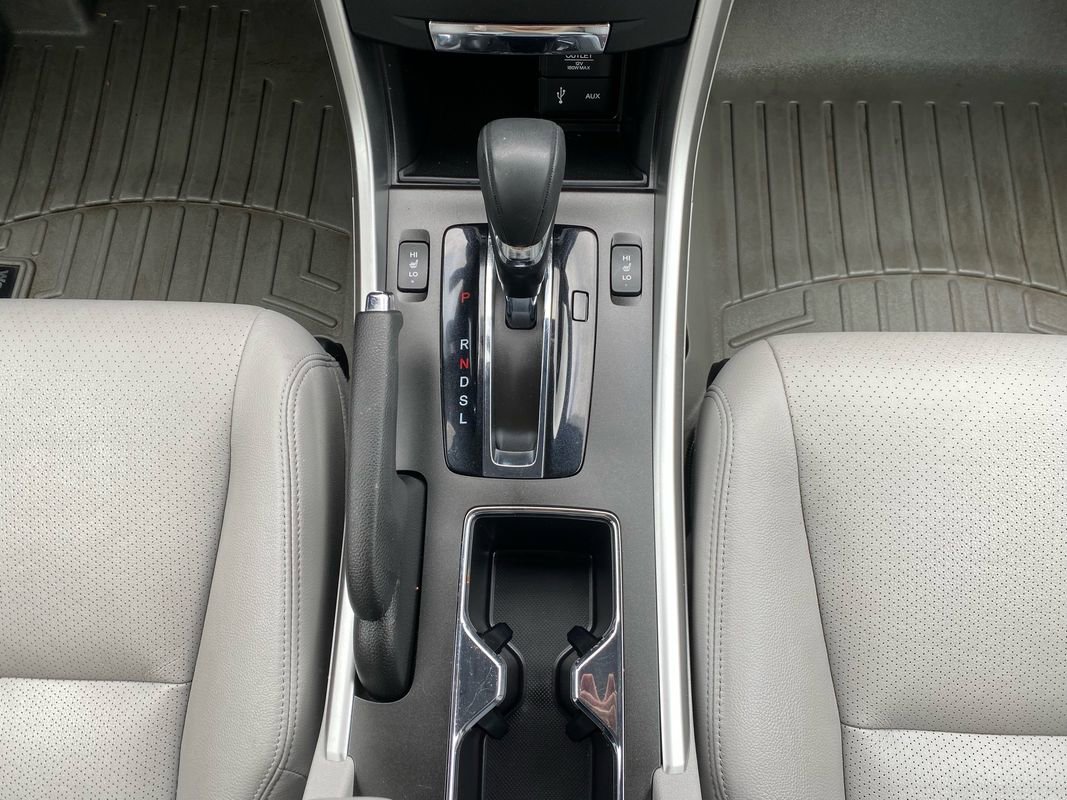 Used 2015 Honda Accord EX-L image 26
