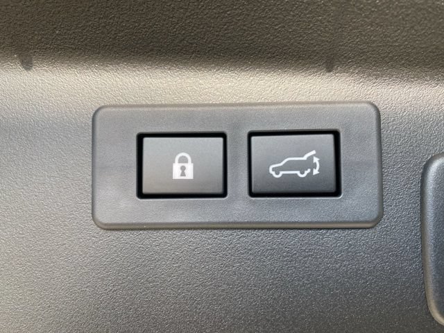 Certified 2026 Subaru Outback Touring XT AWD/4WD image 8