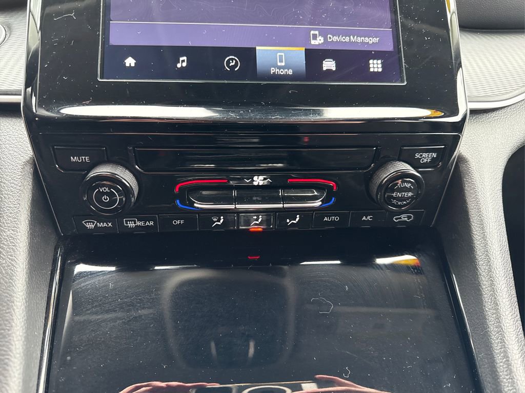 Used 2023 Jeep Grand Cherokee L Laredo image 28