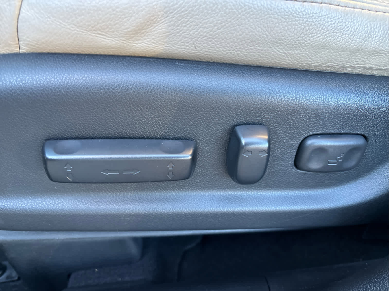 Used 2016 Honda CR-V EX-L image 9