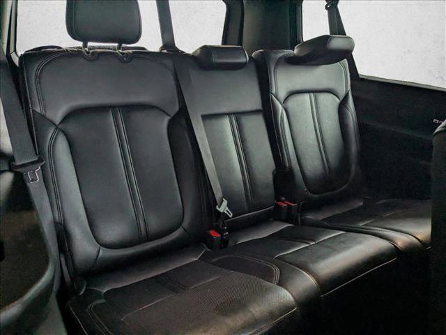 Used 2024 Jeep Wagoneer L Series II w/ Flexible Seating Group image 21