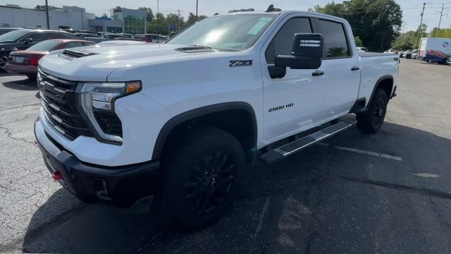 New 2026 Chevrolet Silverado 2500 LT w/ Trail Boss Package AWD/4WD image 6