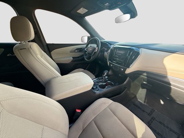 Used 2023 Chevrolet Traverse LS image 27