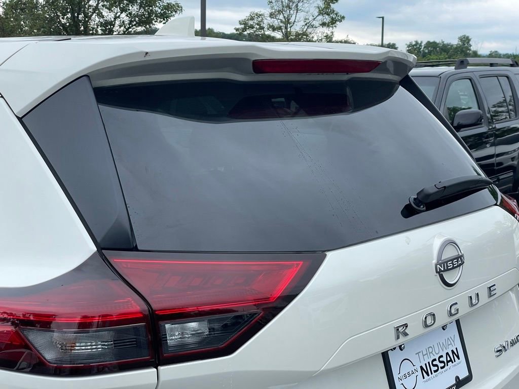 Certified 2023 Nissan Rogue SV AWD/4WD image 32