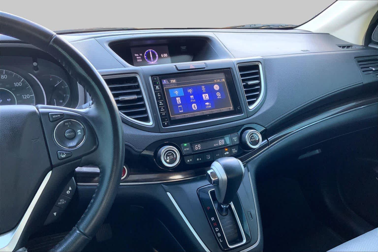 Used 2016 Honda CR-V Touring image 6