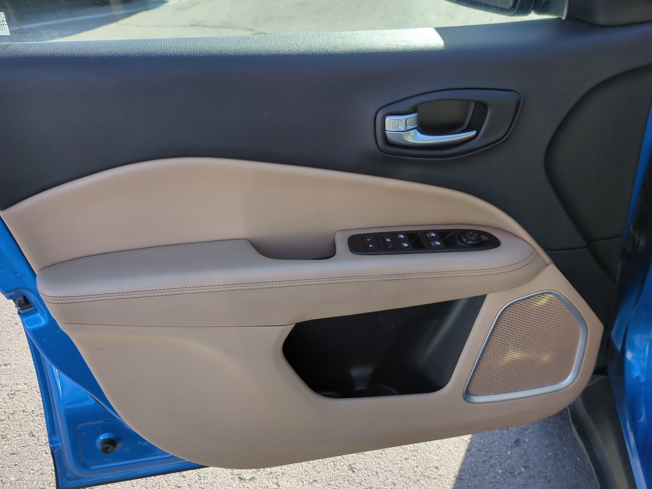 Used 2020 Jeep Compass Sport image 15