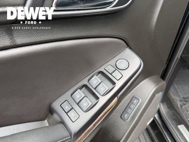 Used 2020 Chevrolet Suburban LT AWD/4WD image 11