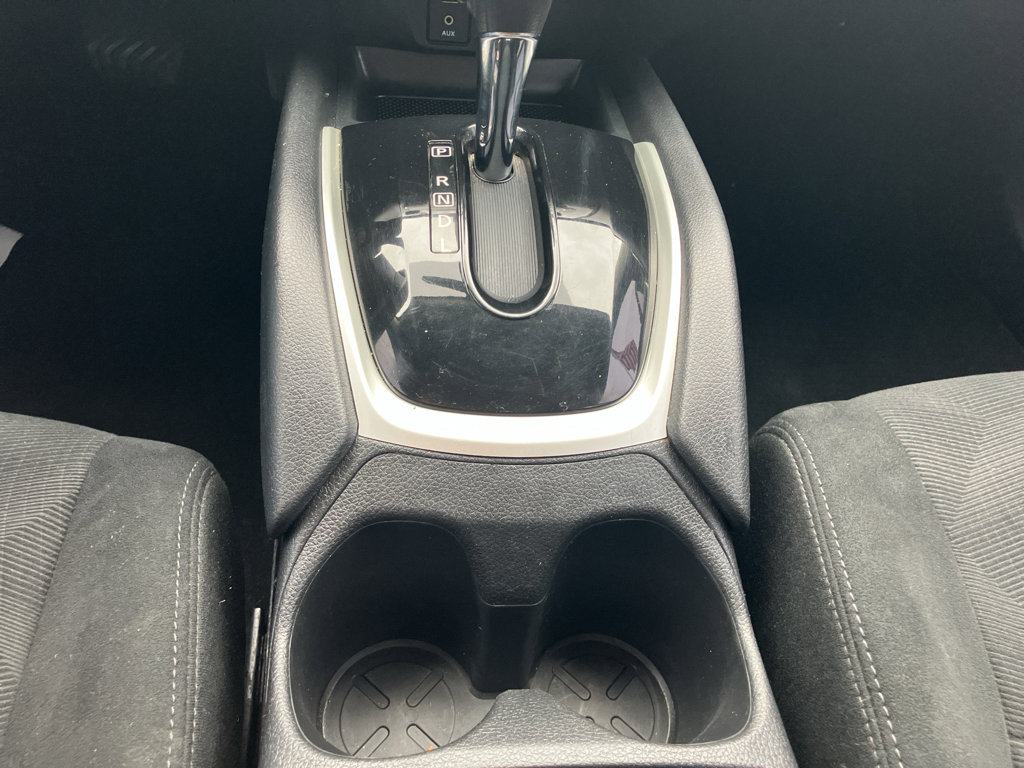 Used 2016 Nissan Rogue SV image 23
