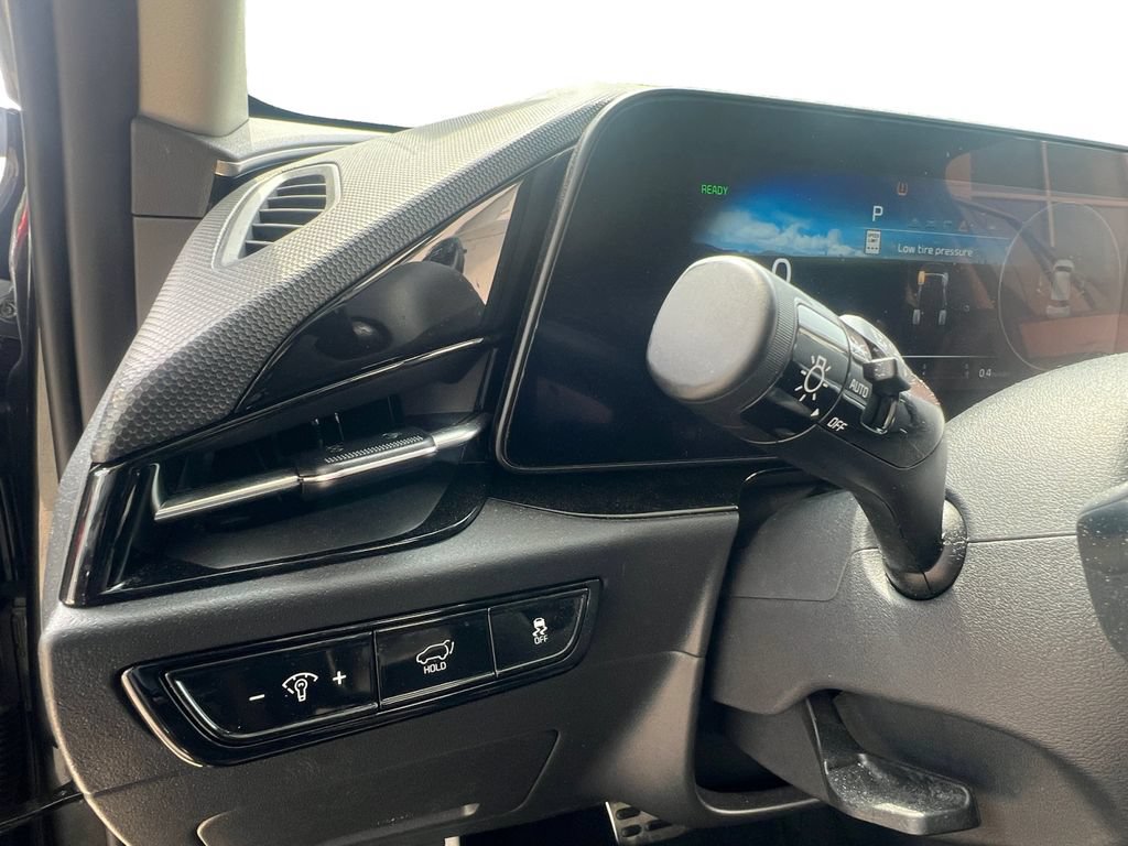 Used 2023 Kia Niro Wave w/ Wave Preserve Package FWD image 13